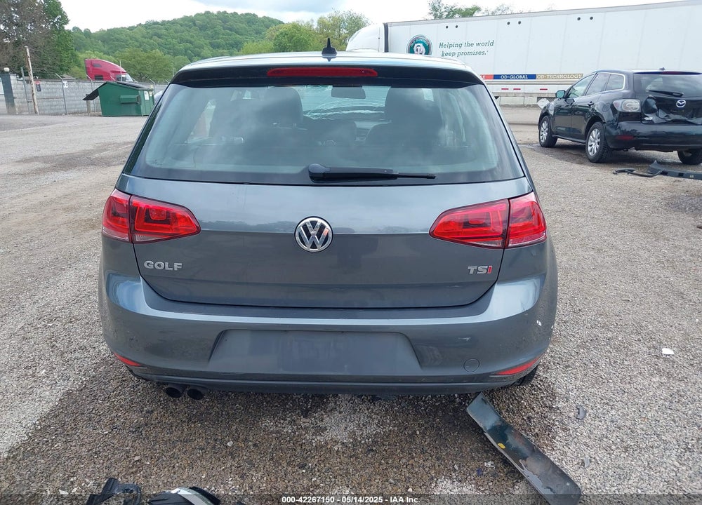 2017 VOLKSWAGEN GOLF VIN: 3VW217AU5HM065982