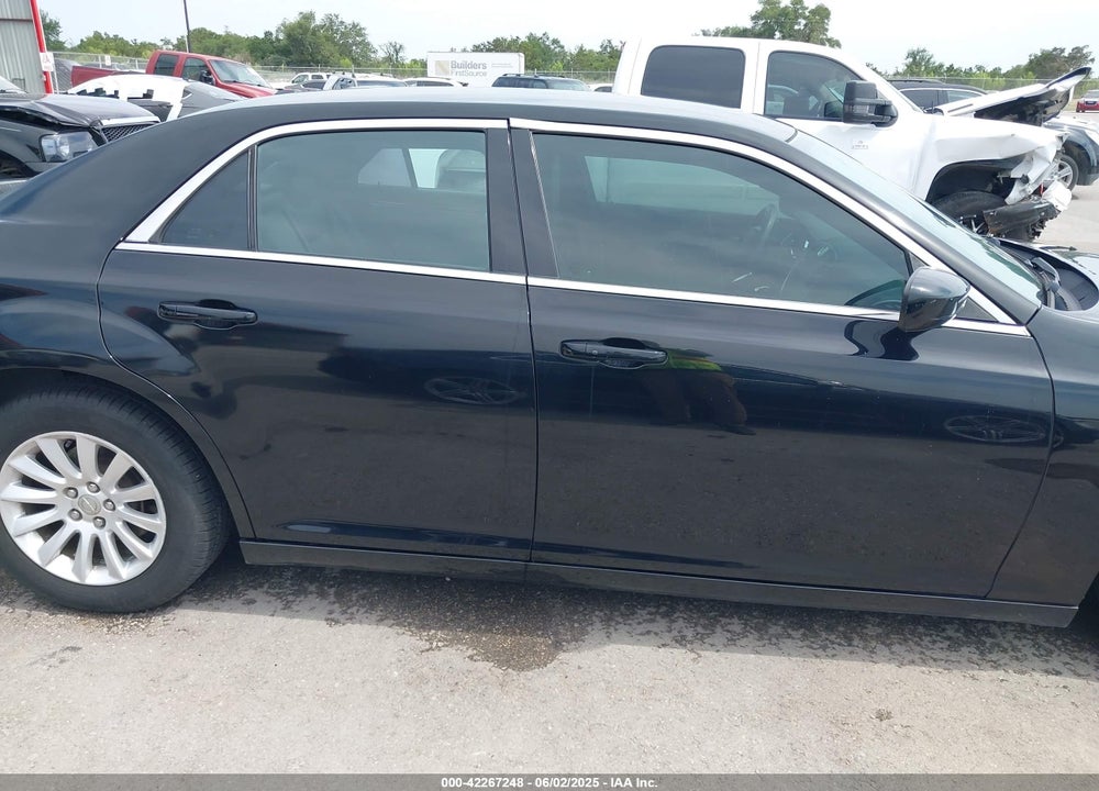 2014 CHRYSLER 300 VIN: 2C3CCAAG2EH128110