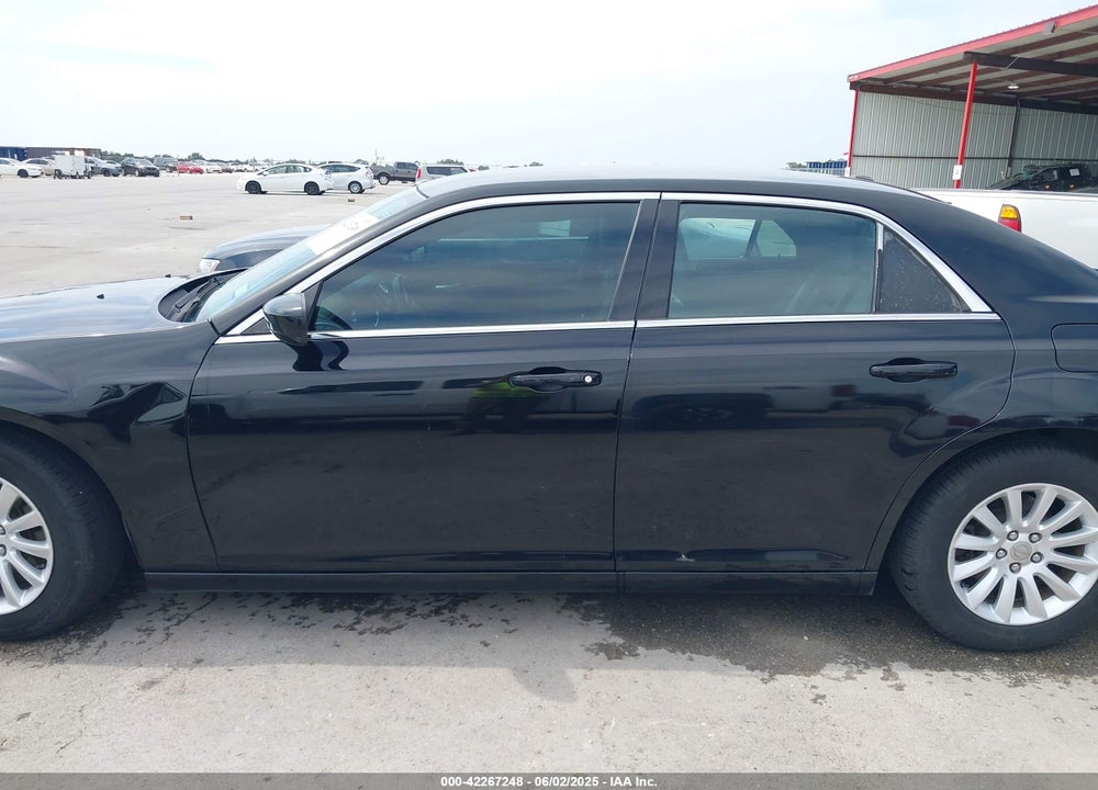 2014 CHRYSLER 300 VIN: 2C3CCAAG2EH128110