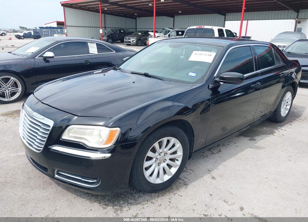 2014 CHRYSLER 300 VIN: 2C3CCAAG2EH128110