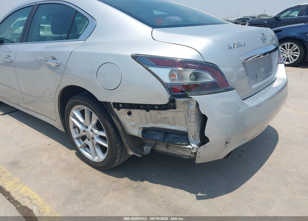 2014 NISSAN MAXIMA VIN: 1N4AA5AP5EC464620