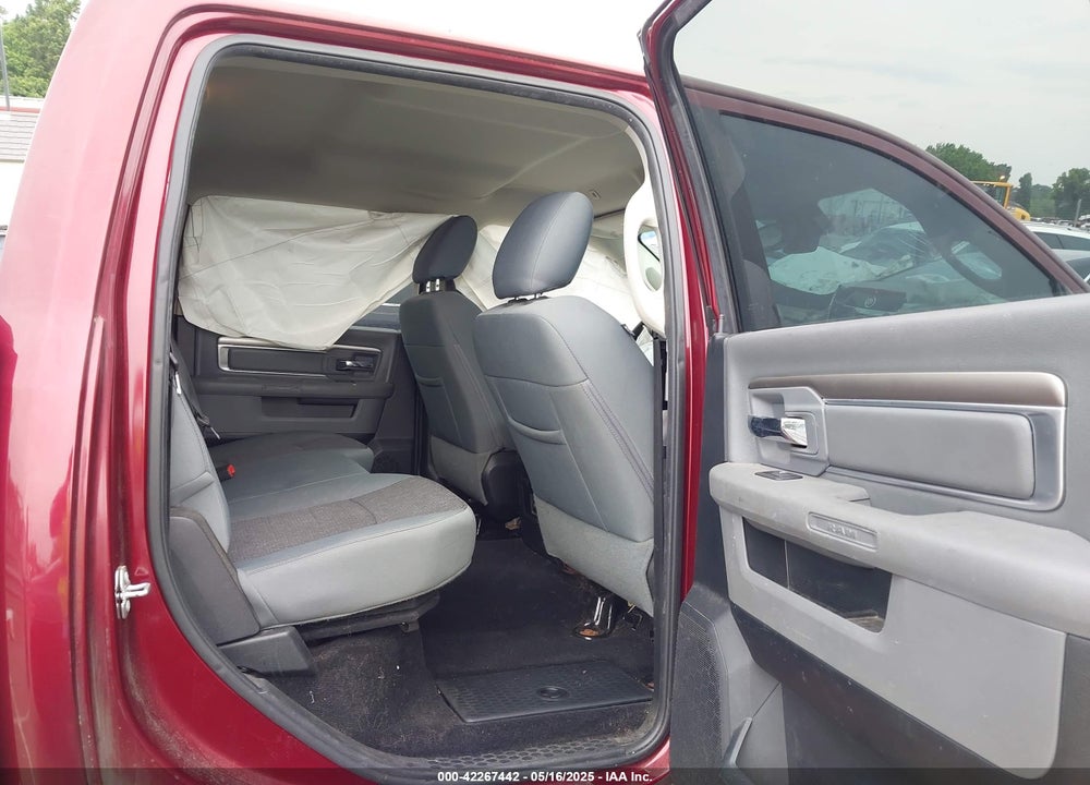 2017 RAM 1500 VIN: 1C6RR6TT8HS551192