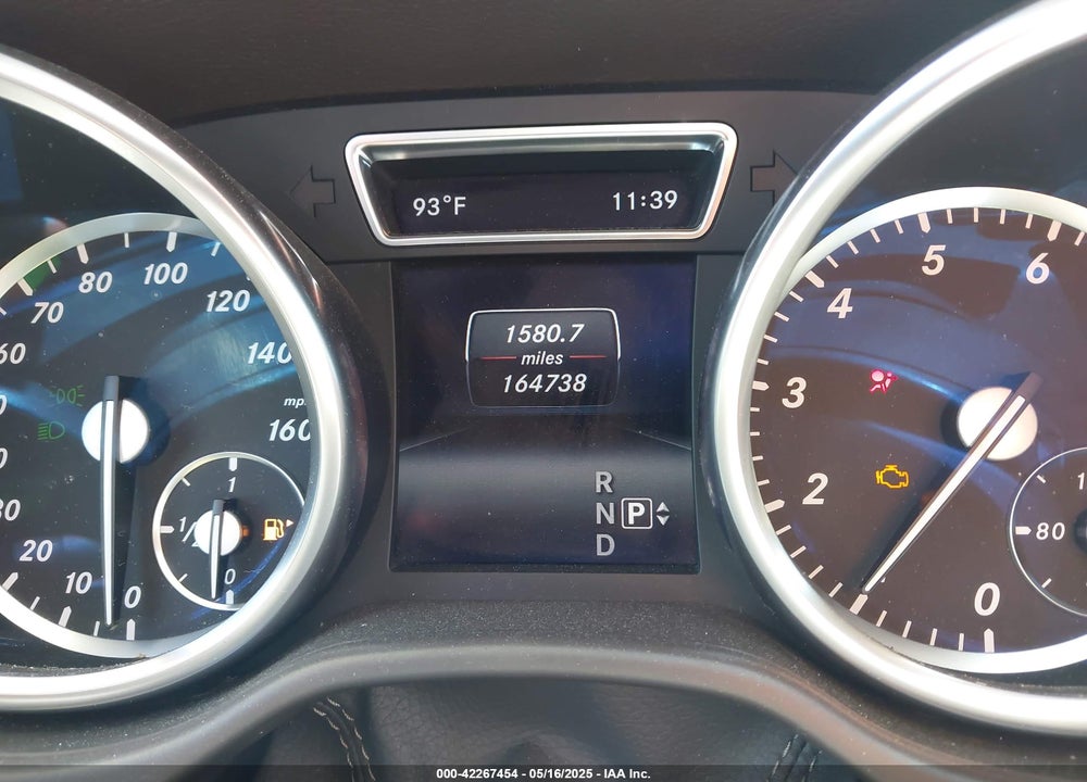 2015 MERCEDES-BENZ GL VIN: 4JGDF7DE4FA447377
