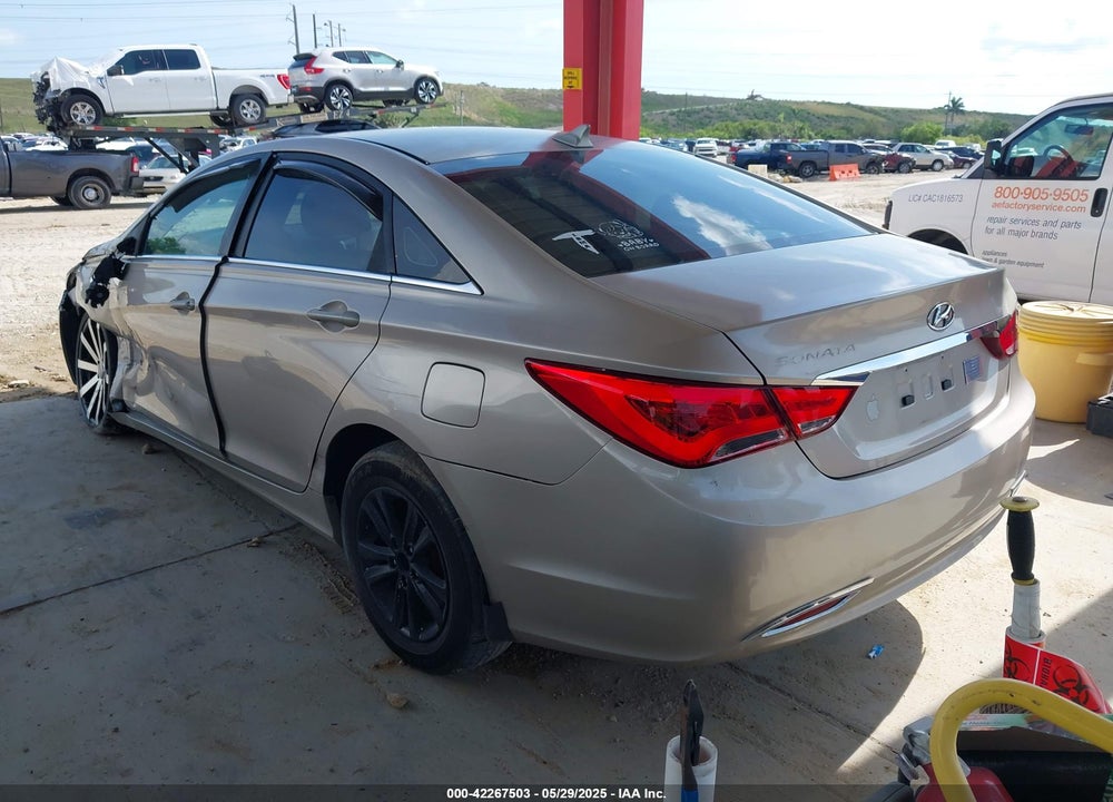 2011 HYUNDAI SONATA VIN: 5NPEB4AC7BH298147