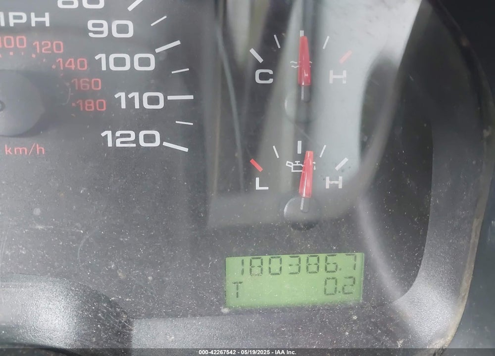 2005 FORD F-150 STX/XL/XLT VIN: 1FTRF12265NB74269
