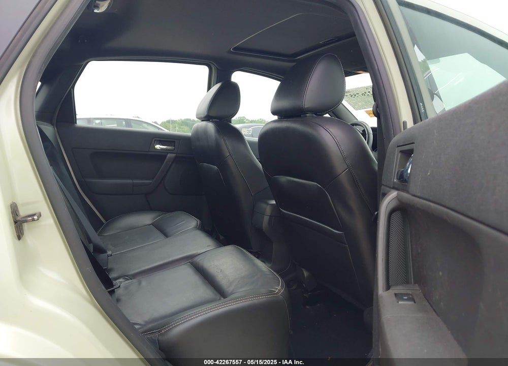2010 FORD FOCUS VIN: 1FAHP3HN5AW164932