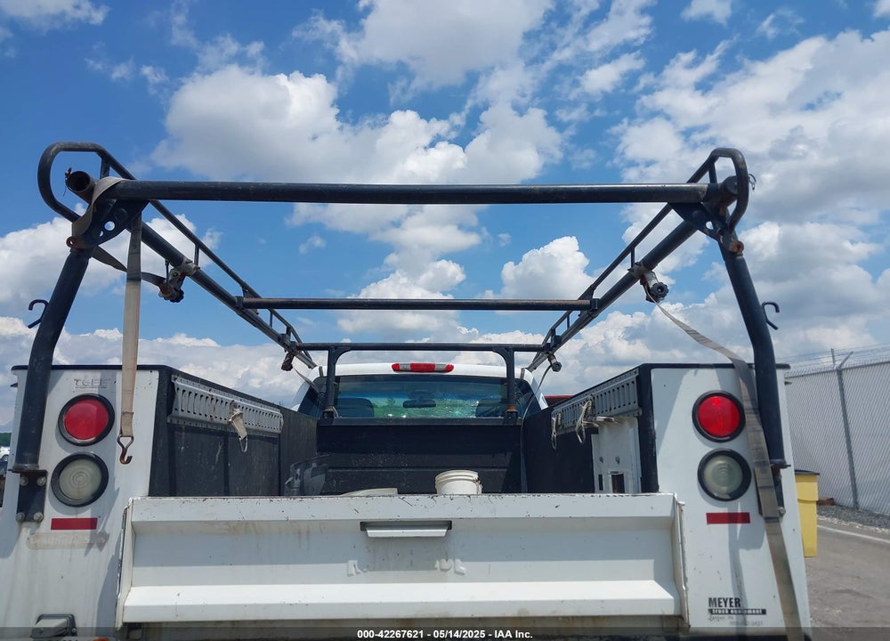 2011 CHEVROLET SILVERADO 2500HD WORK TRUCK VIN: 1GB0CVCG2BF138236