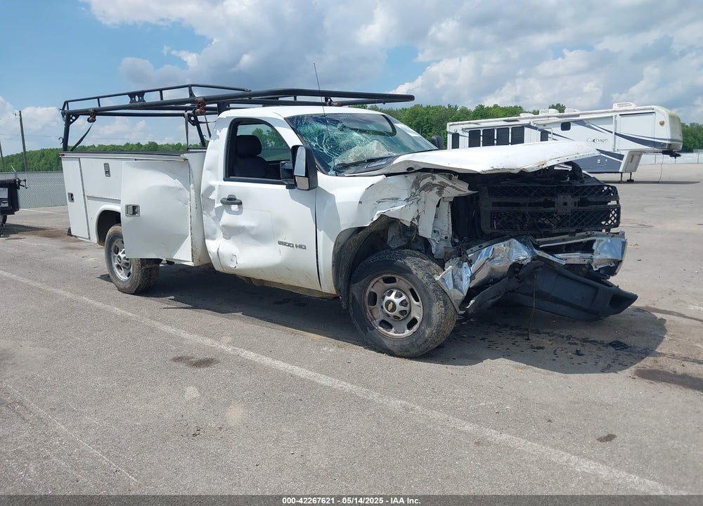 2011 CHEVROLET SILVERADO 2500HD WORK TRUCK VIN: 1GB0CVCG2BF138236