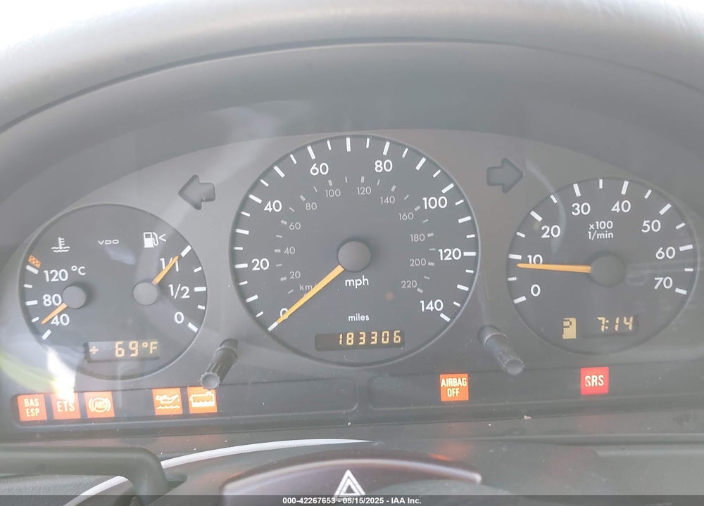 2000 MERCEDES-BENZ ML 320 VIN: 4JGAB54E3YA164426