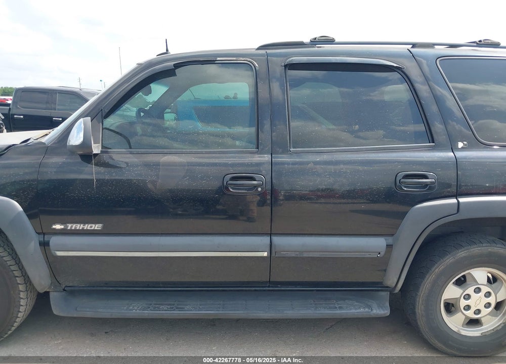 2002 CHEVROLET TAHOE LT VIN: 1GNEC13Z72R279613