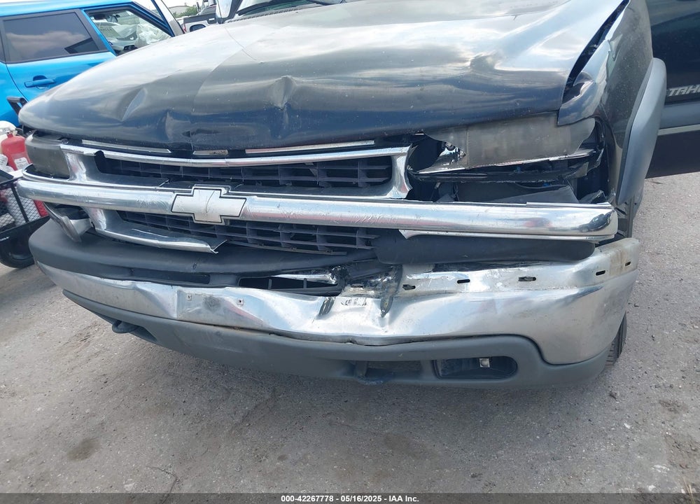 2002 CHEVROLET TAHOE LT VIN: 1GNEC13Z72R279613