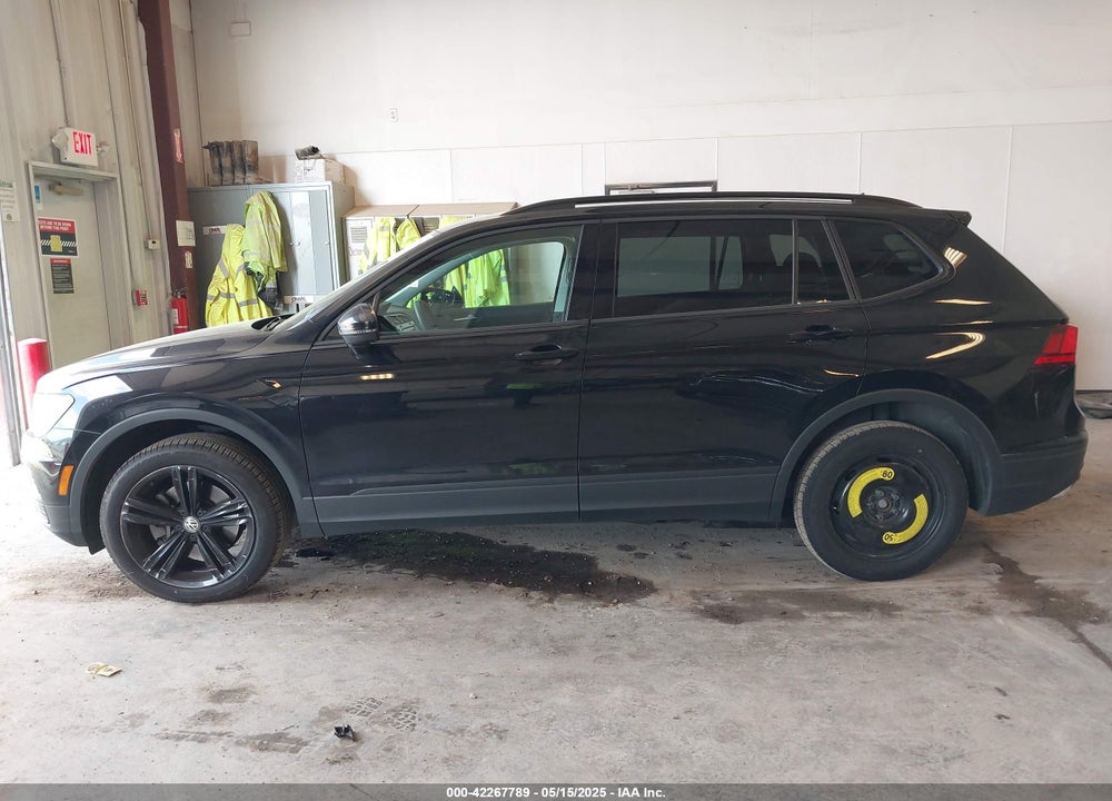 2020 VOLKSWAGEN TIGUAN VIN: 3VV1B7AX9LM177409