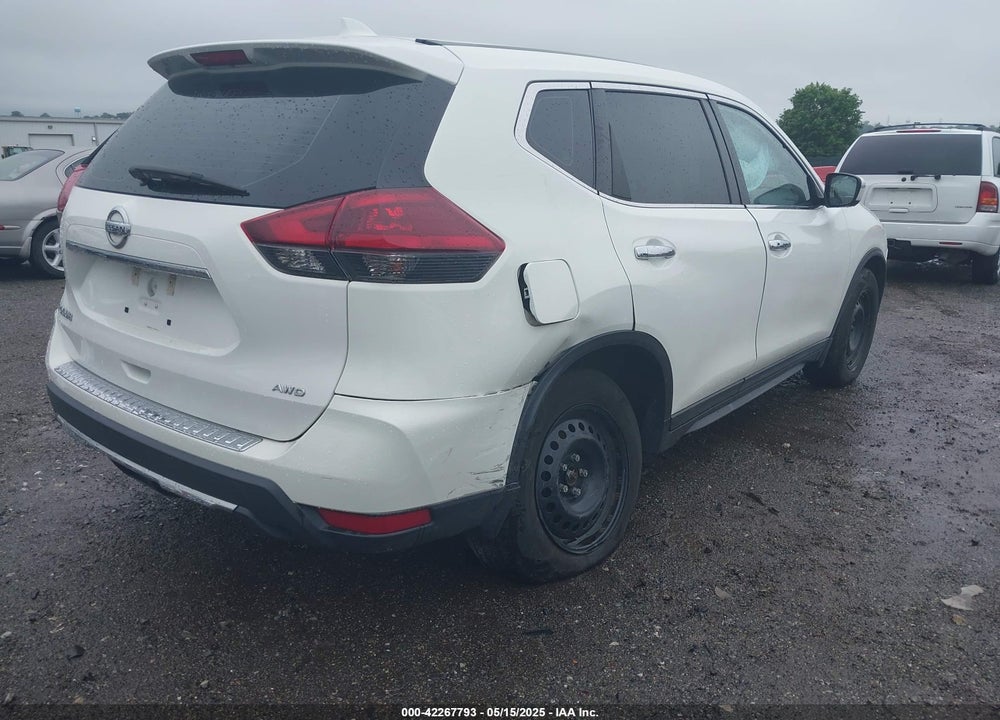 2019 NISSAN ROGUE S VIN: 5N1AT2MV3KC831907