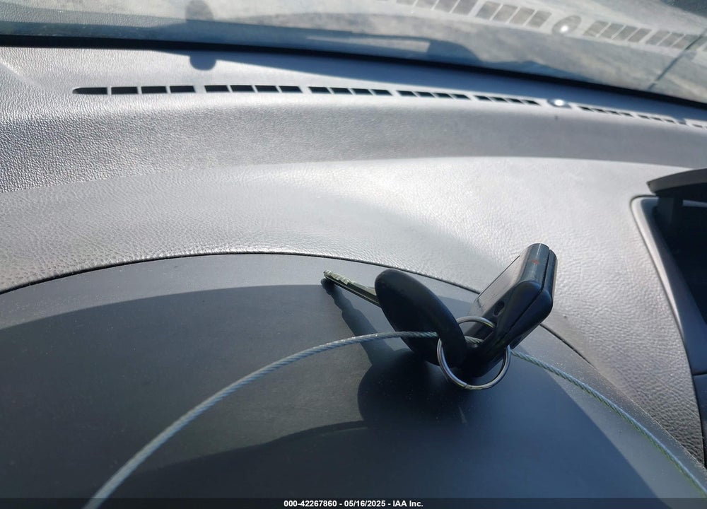 2010 HYUNDAI ELANTRA VIN: KMHDU4AD8AU009677