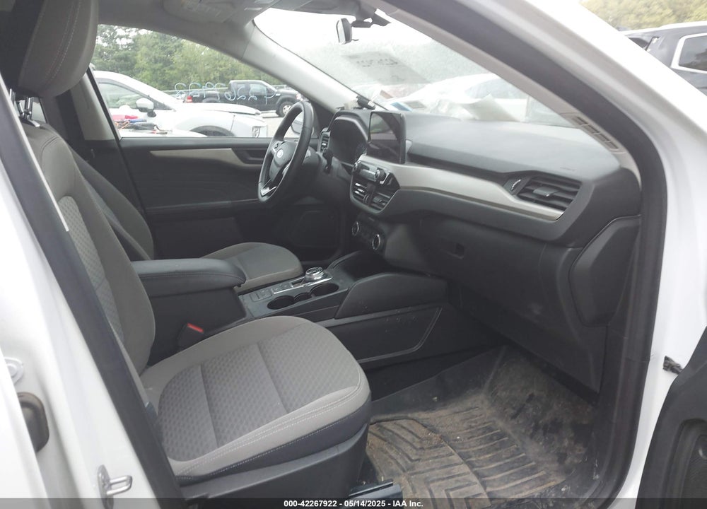 2022 FORD ESCAPE VIN: 1FMCU9G64NUB41262