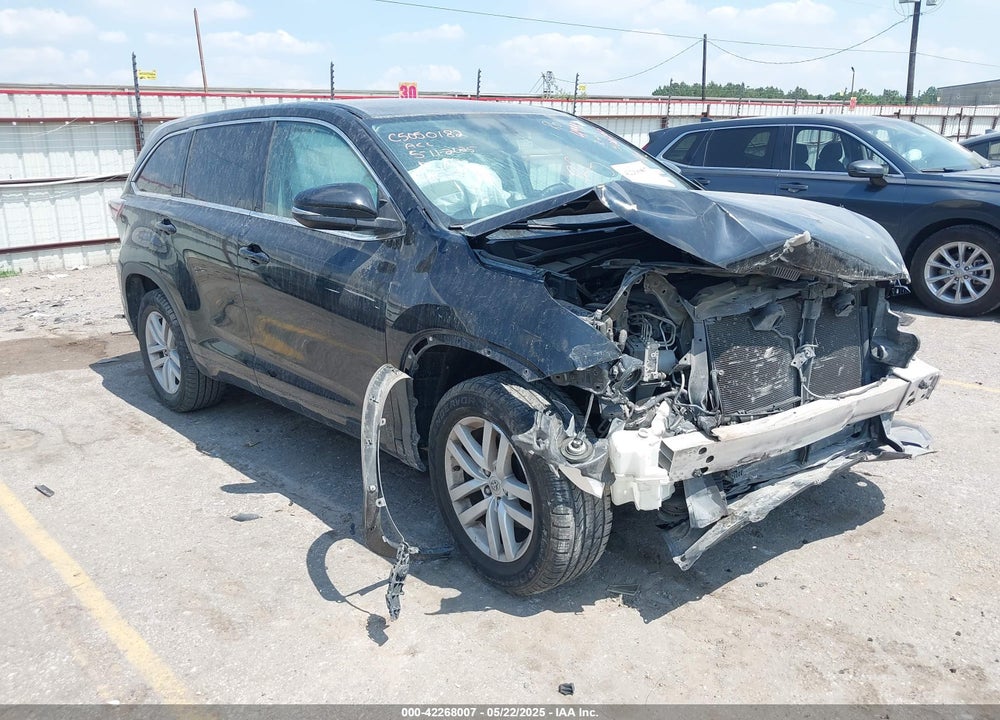 2015 TOYOTA HIGHLANDER LE VIN: 5TDZARFH0FS016775