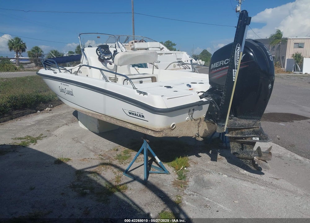 2014 BOSTON WHALER OTHER VIN: BWCE0568J314