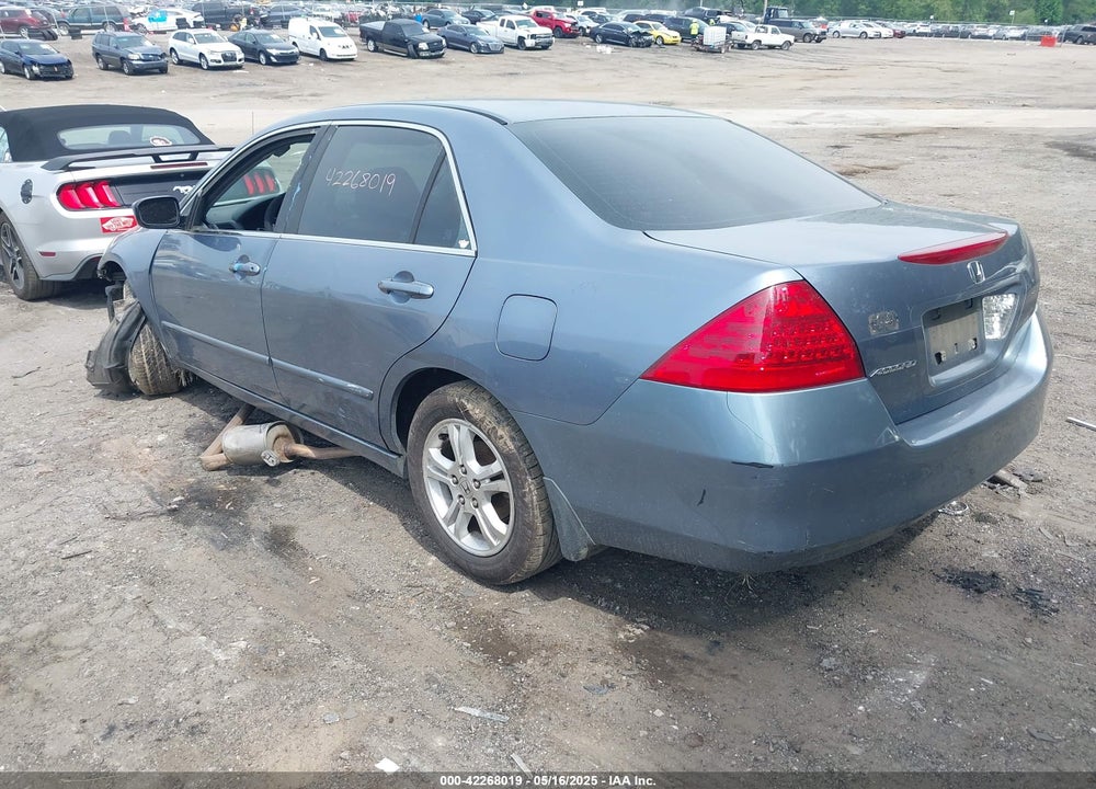 2007 HONDA ACCORD VIN: 1HGCM56317A037175