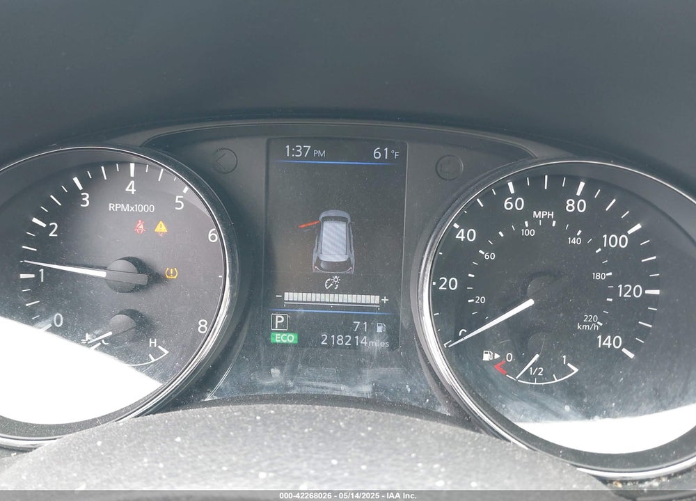 2019 NISSAN ROGUE VIN: 5N1AT2MVXKC717242