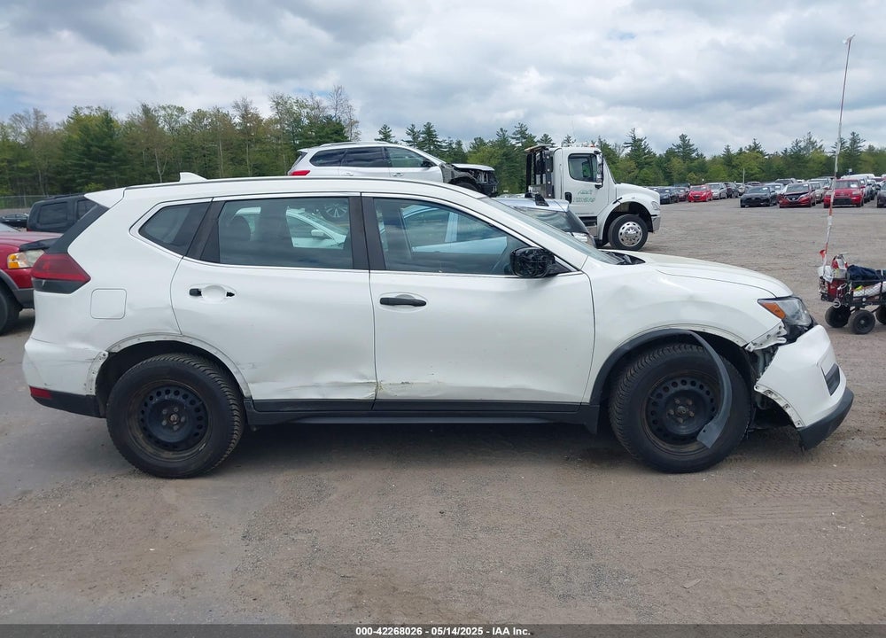 2019 NISSAN ROGUE VIN: 5N1AT2MVXKC717242