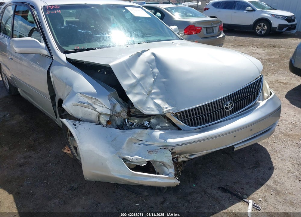 2000 TOYOTA AVALON VIN: 4T1BF28B1YU110130