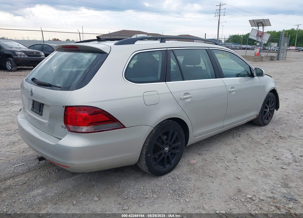 2011 VOLKSWAGEN JETTA SPORTWAGEN VIN: 3VWPL7AJ8BM644008