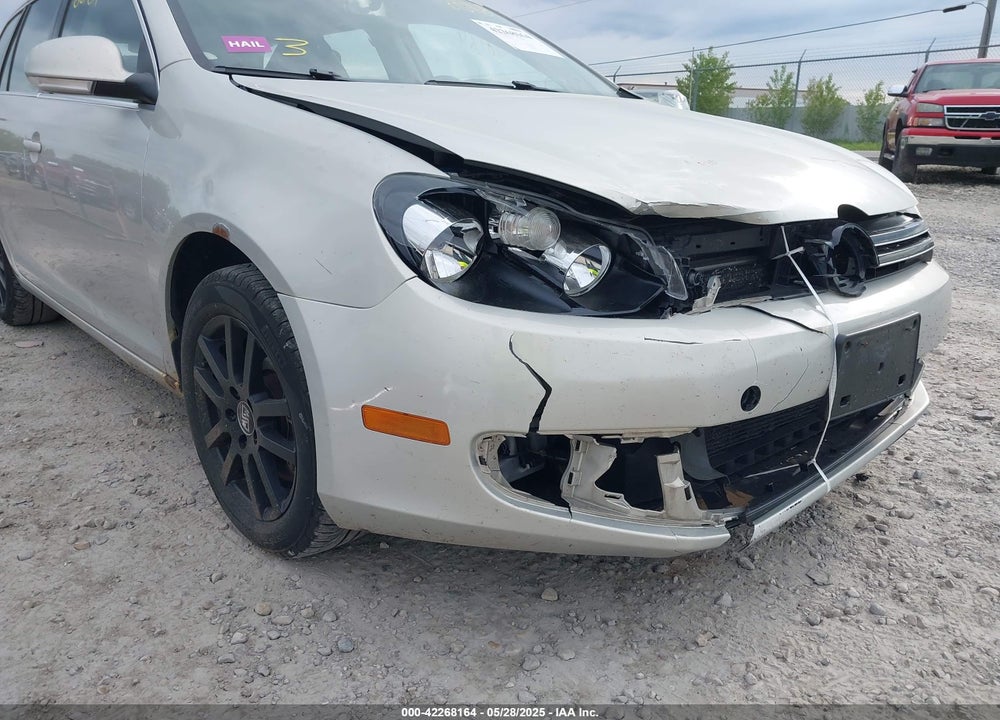 2011 VOLKSWAGEN JETTA SPORTWAGEN VIN: 3VWPL7AJ8BM644008