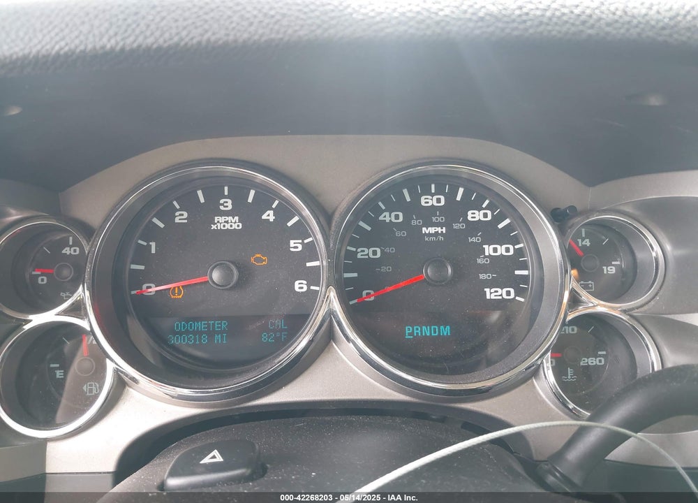 2010 CHEVROLET SILVERADO 1500 LT VIN: 1GCSKSE30AZ273325
