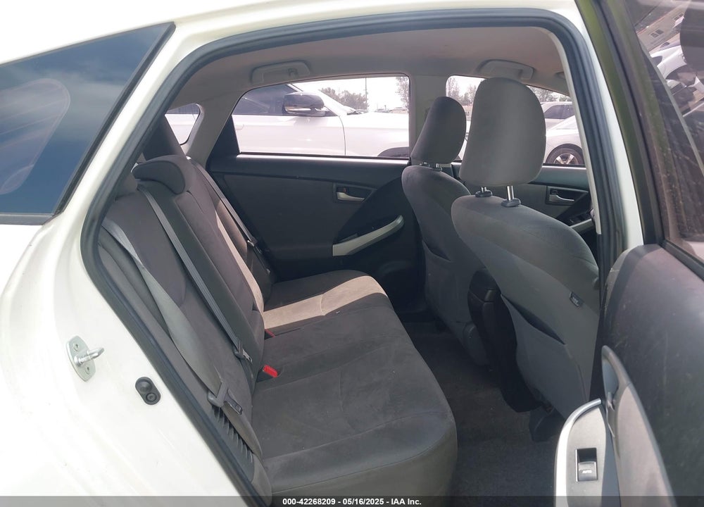 2013 TOYOTA PRIUS VIN: JTDKN3DU3D5545630