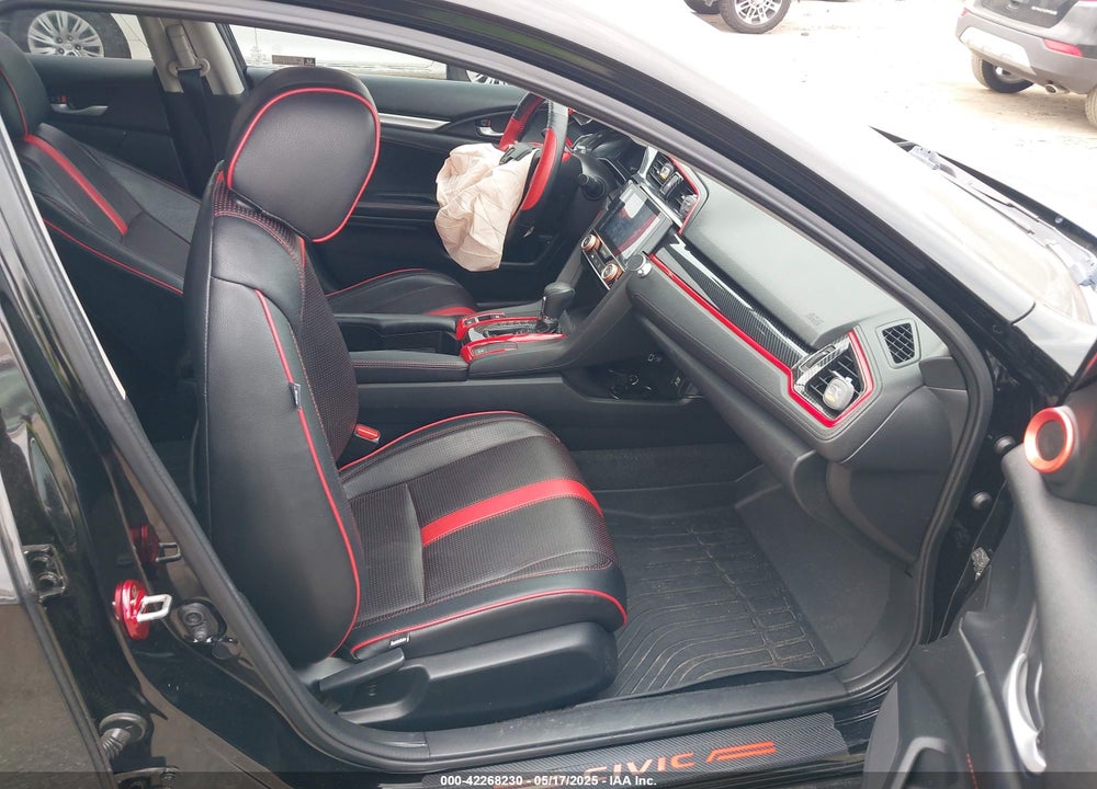 2018 HONDA CIVIC VIN: 2HGFC2F73JH598942