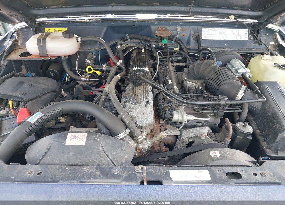 1990 JEEP CHEROKEE VIN: 1J4FJ28L6LL101719
