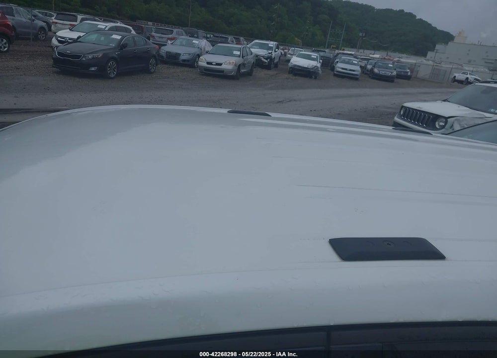 2018 CHEVROLET EQUINOX LT VIN: 2GNAXSEV0J6264769