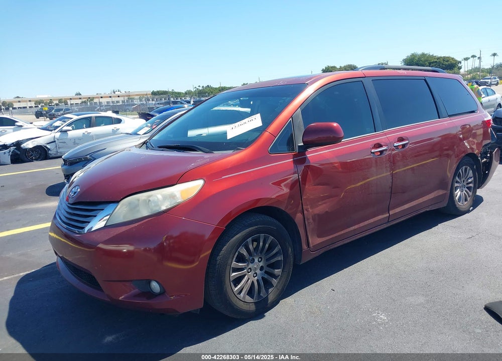 2016 TOYOTA SIENNA VIN: 5TDYK3DCXGS710792