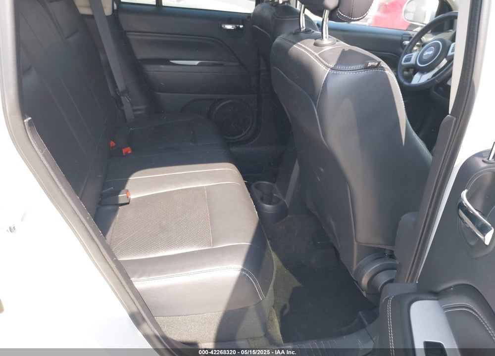 2016 JEEP COMPASS VIN: 1C4NJCEA5GD804822
