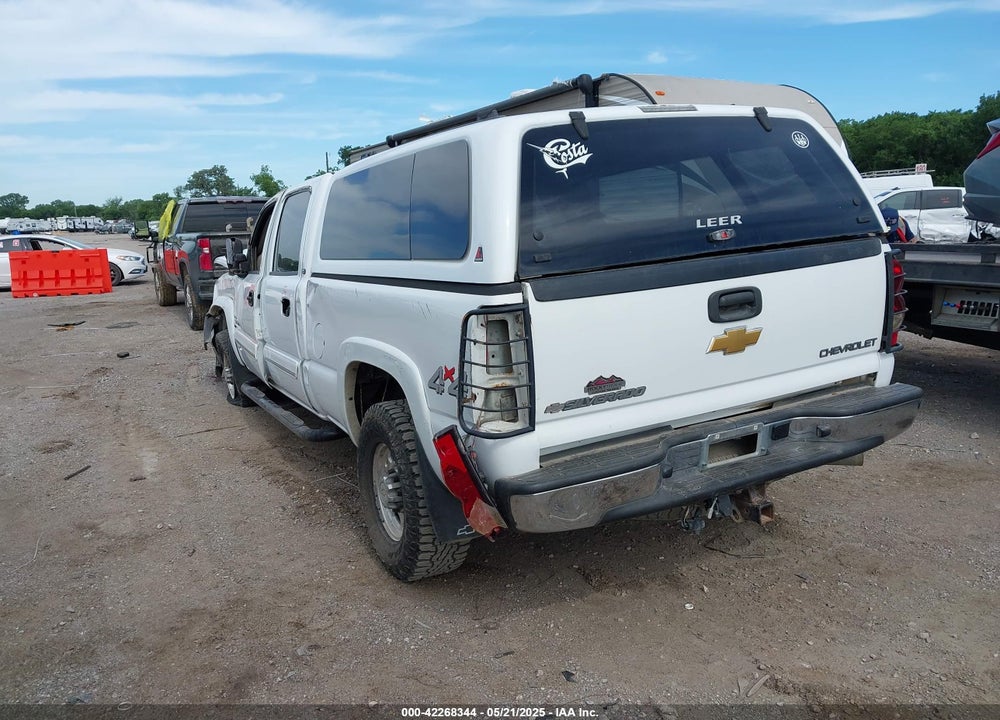 2005 CHEVROLET SILVERADO 2500HD LT VIN: 1GCHK23215F971423