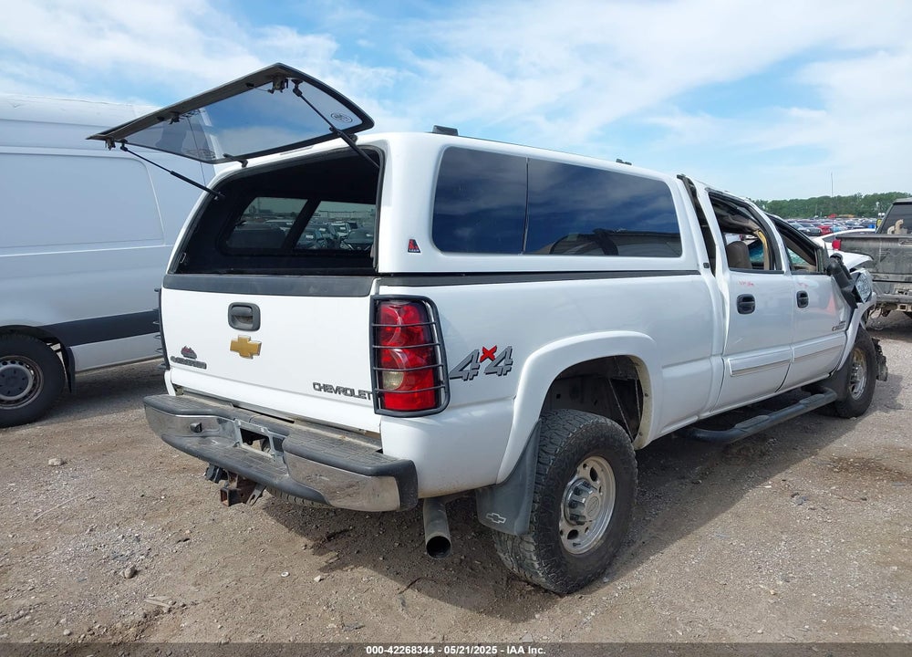 2005 CHEVROLET SILVERADO 2500HD LT VIN: 1GCHK23215F971423