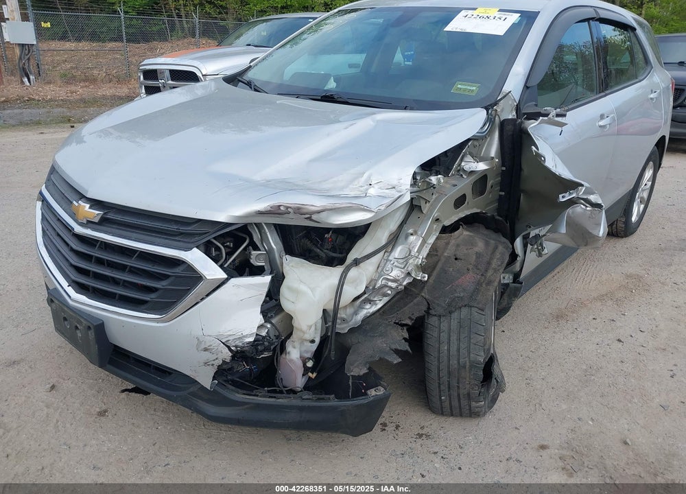 2018 CHEVROLET EQUINOX VIN: 2GNAXHEV9J6283226