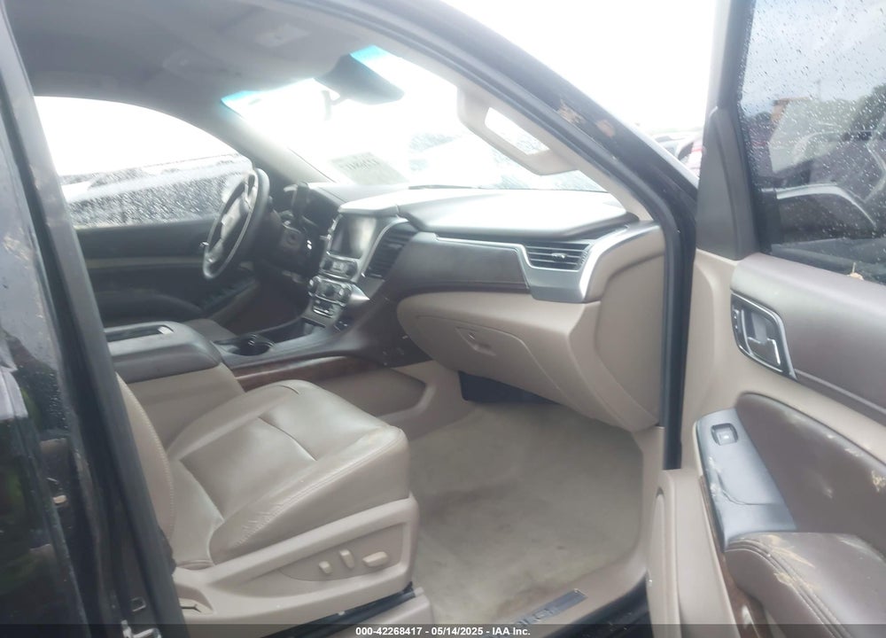 2017 CHEVROLET SUBURBAN LT VIN: 1GNSKHKC8HR324644