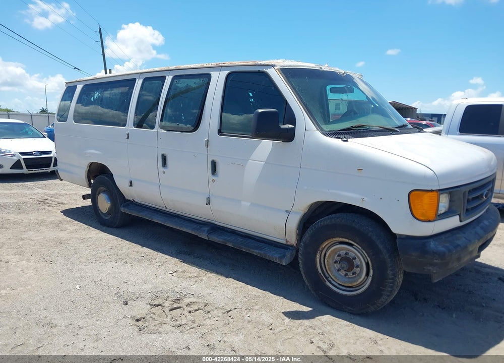 2003 FORD E-350 SUPER DUTY XL/XLT VIN: 1FBSS31L33HA12571