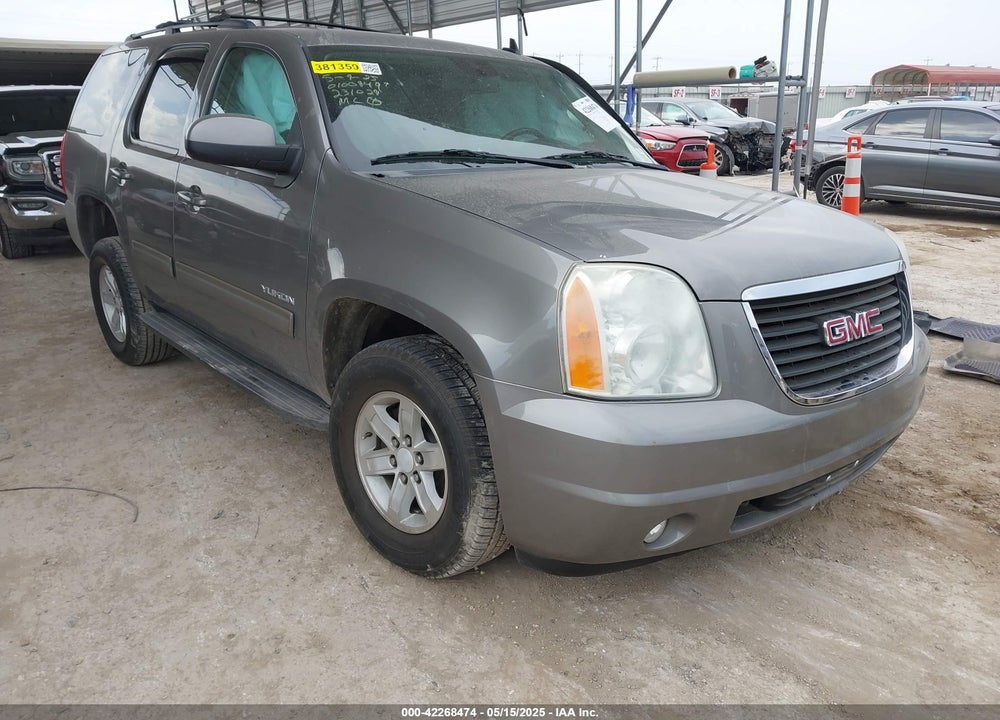 2012 GMC YUKON SLE VIN: 1GKS2AE07CR231029