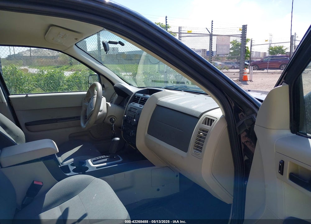 2008 FORD ESCAPE XLS/XLS MANUAL VIN: 1FMCU02Z58KE21611