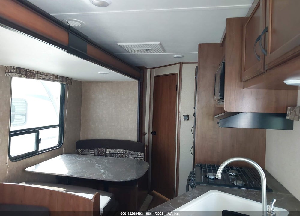 2016 JAYCO OTHER VIN: 1UJBJ0BNXG17Y0060