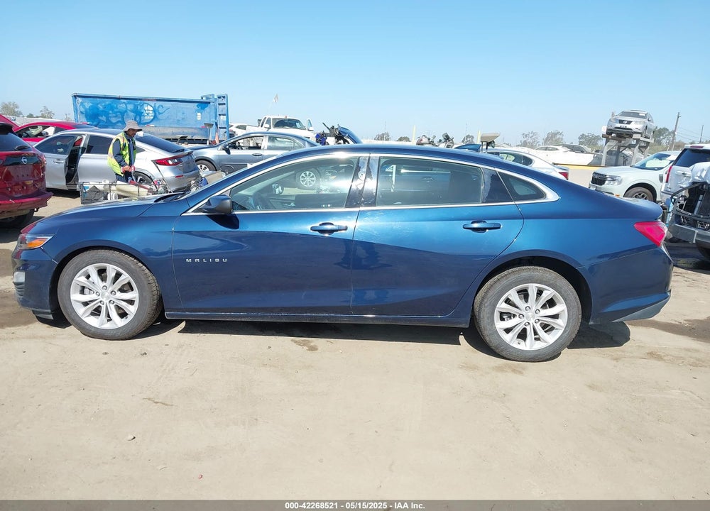 2020 CHEVROLET MALIBU FWD LT VIN: 1G1ZD5ST7LF025178