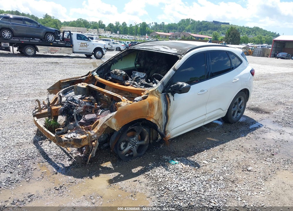 2023 FORD ESCAPE ST LINE VIN: 1FMCU0MNXPUB20734