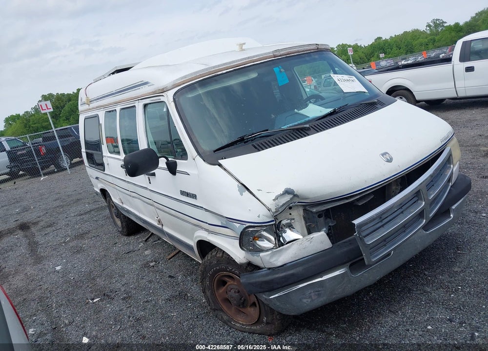 1994 DODGE RAM VAN B250 VIN: 2B6HB21YXRK101575