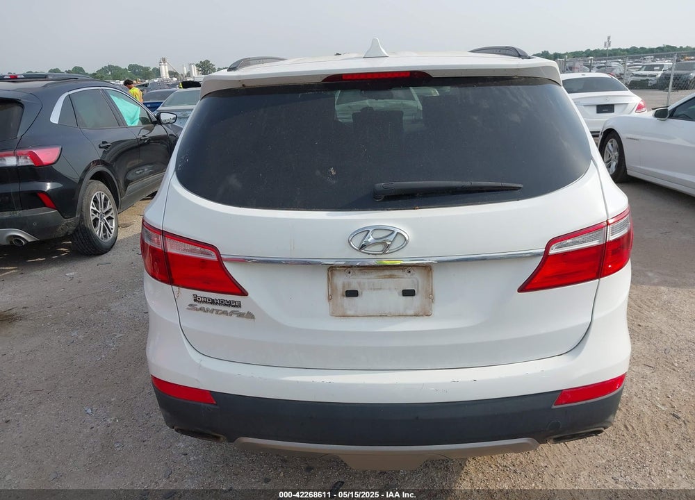 2016 HYUNDAI SANTA FE VIN: KM8SM4HFXGU141055