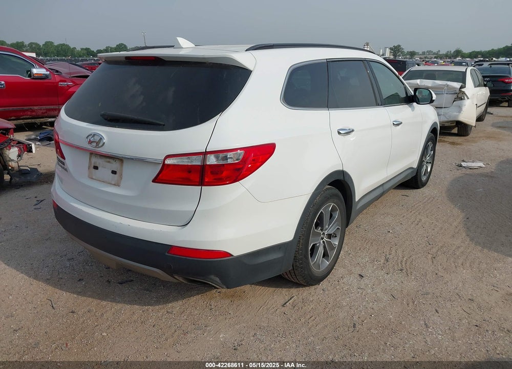2016 HYUNDAI SANTA FE VIN: KM8SM4HFXGU141055