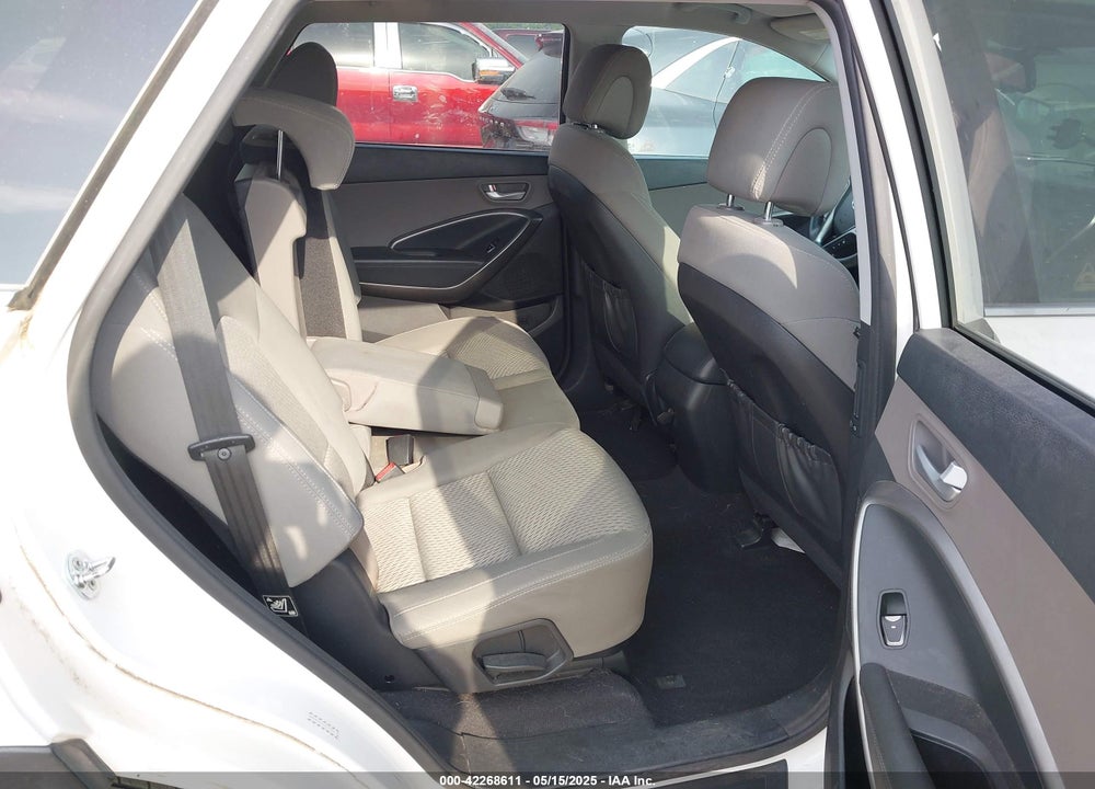 2016 HYUNDAI SANTA FE VIN: KM8SM4HFXGU141055