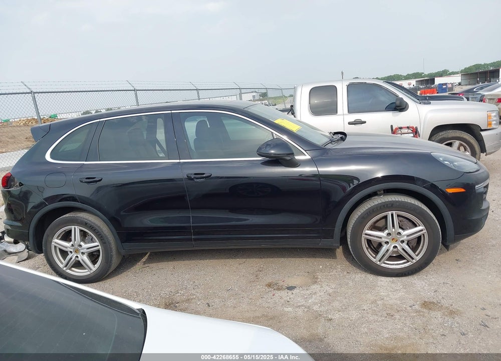 2016 PORSCHE CAYENNE VIN: WP1AA2A27GKA08400