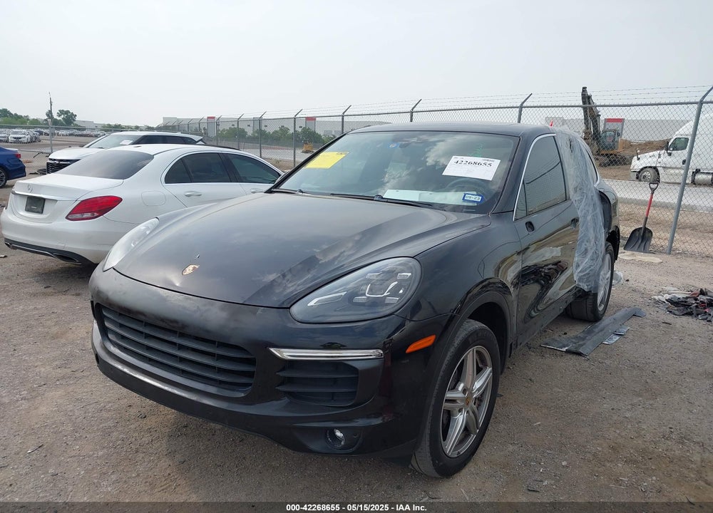 2016 PORSCHE CAYENNE VIN: WP1AA2A27GKA08400